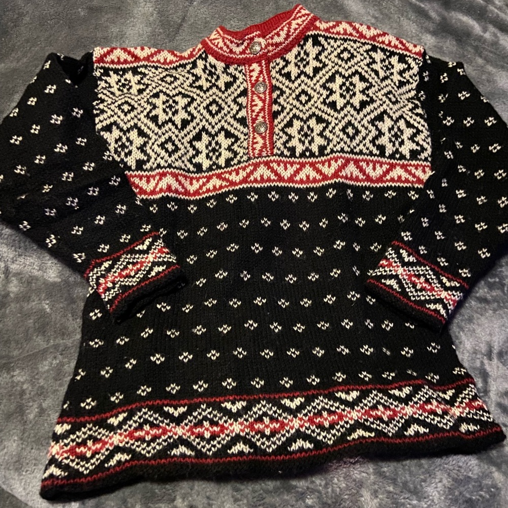 LL Bean red and black wool quarter button sweater size small great condition